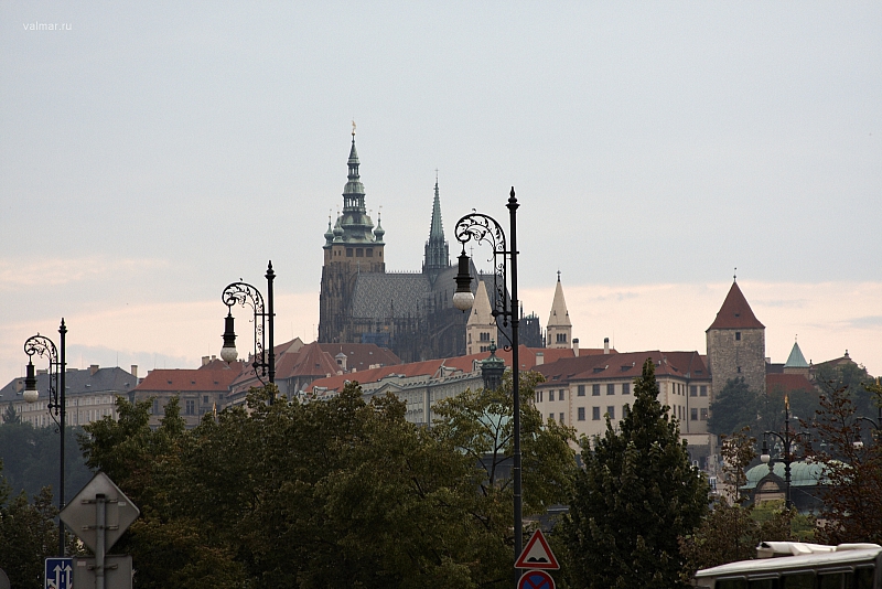 около  Chechuv Most