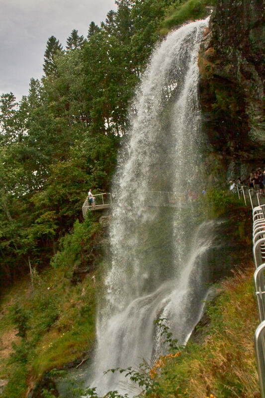 2018-07-28 15-23-24 60