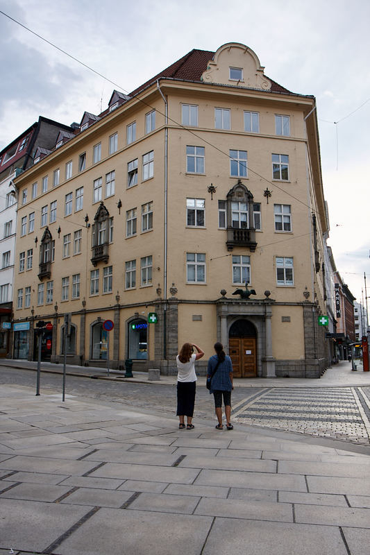 2018-07-28 21-33-18 277