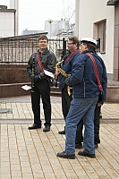 2010-05-01 12-08-09